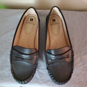 Brand New White Mountain Black Penny Loafers